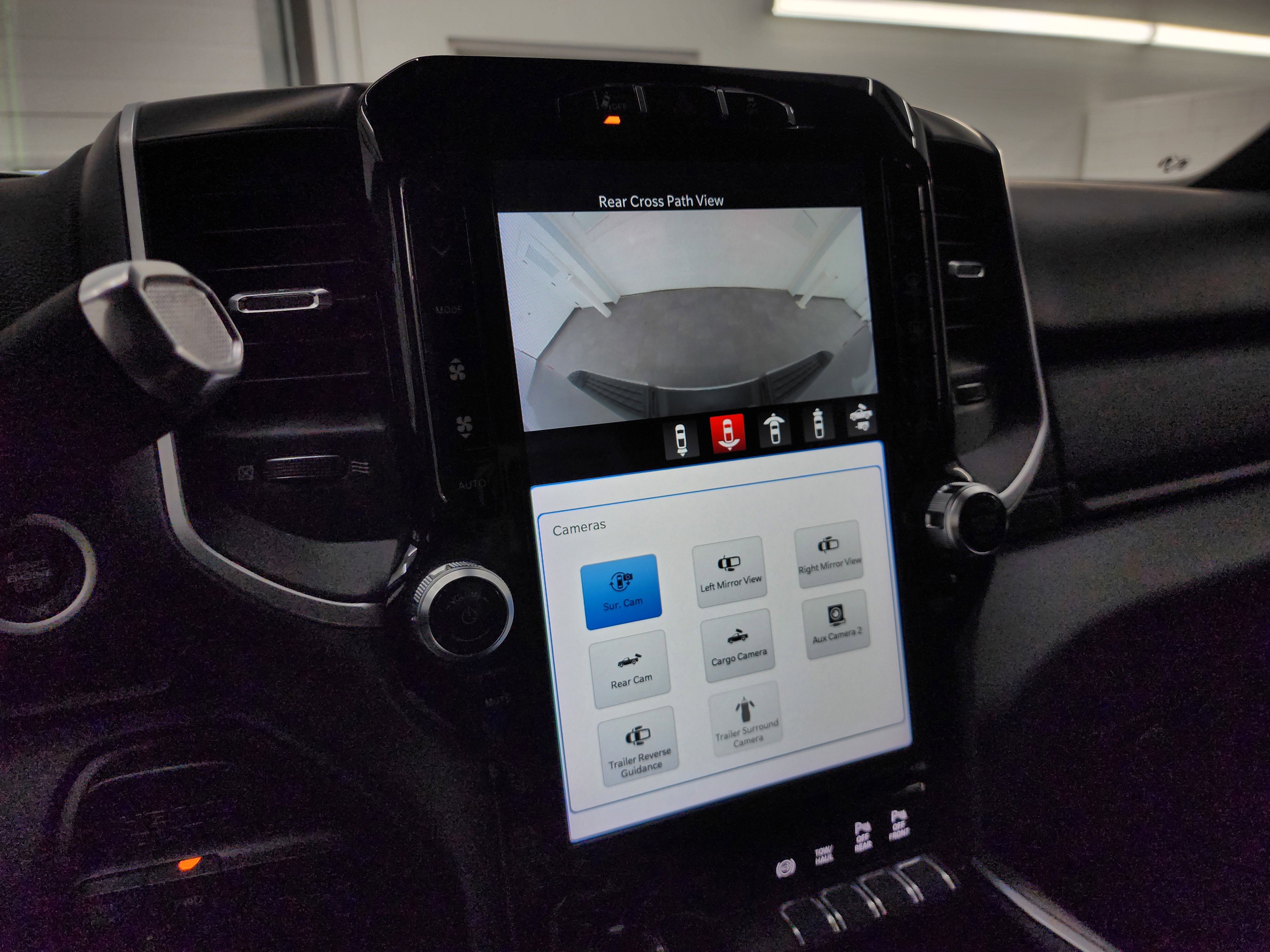 Used 2022 RAM 3500 Big Horn w/ Level B Equipment Group image 17