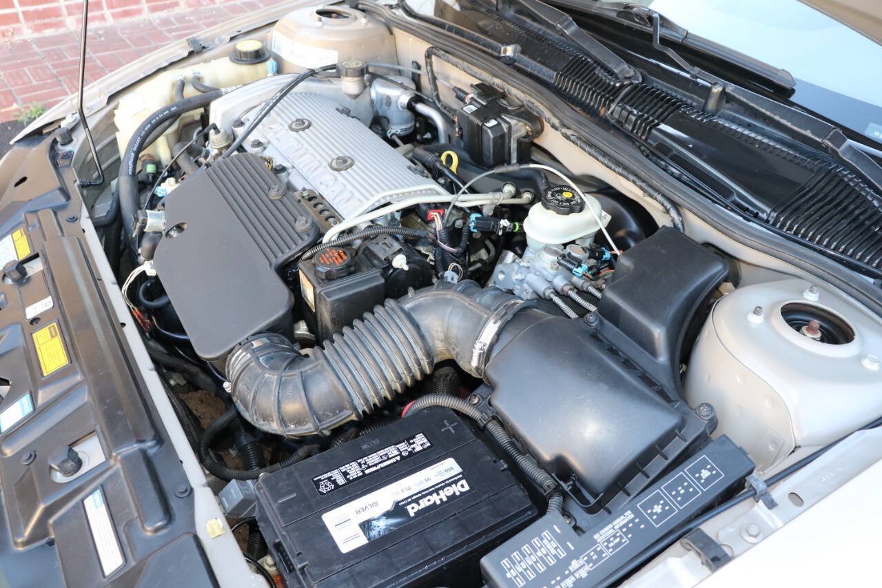 Used 1997 Chevrolet Cavalier LS w/ Preferred Equipment Group 2 FWD image 13