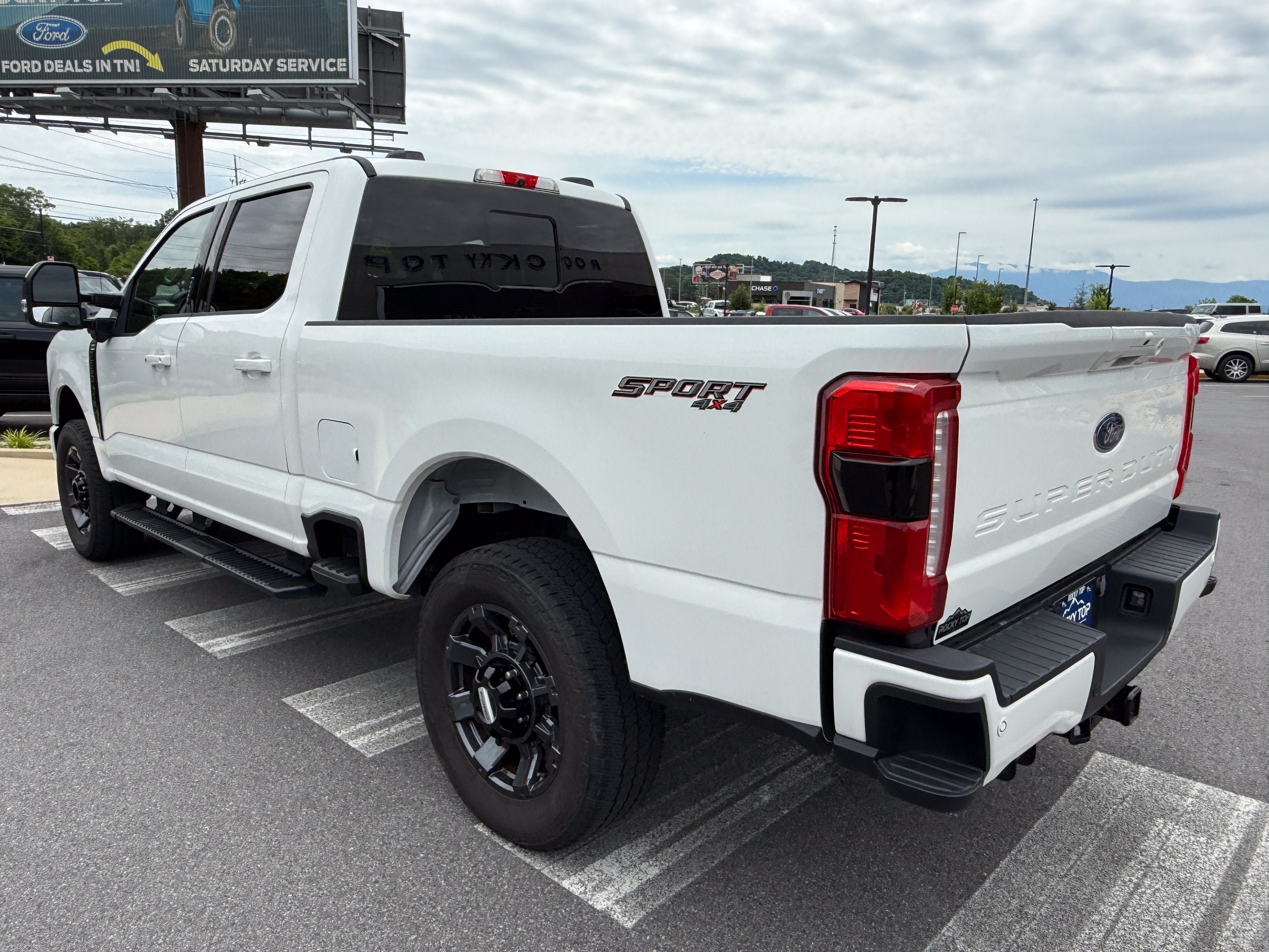 Used 2024 Ford F250 Lariat w/ Sport Appearance Package AWD/4WD image 7