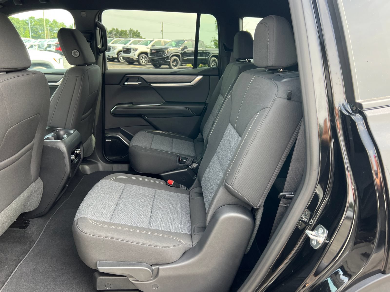 New 2027 GMC Acadia Elevation AWD/4WD image 5