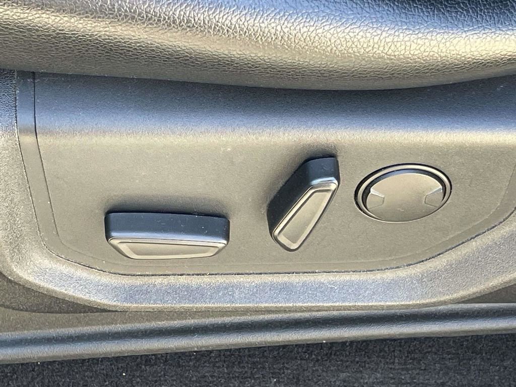 Certified 2019 Ford F150 Lariat image 14