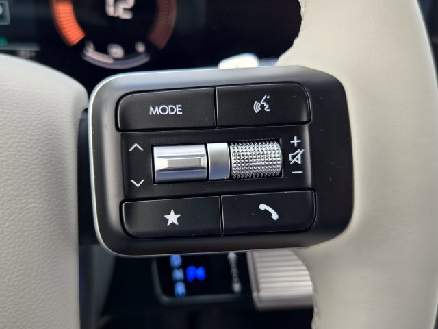 New 2026 Hyundai Santa Fe SE FWD image 12