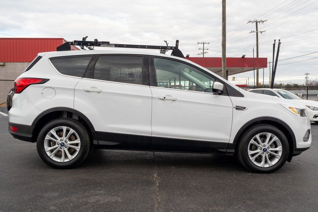 Used 2019 Ford Escape SE image 36