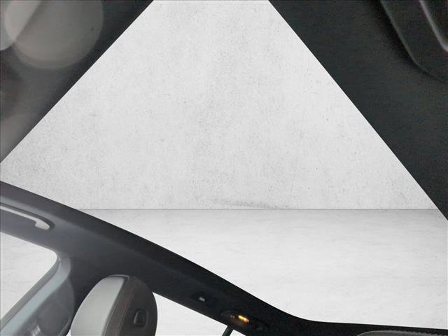 Used 2023 Mercedes-Benz GLS 450 4MATIC image 16