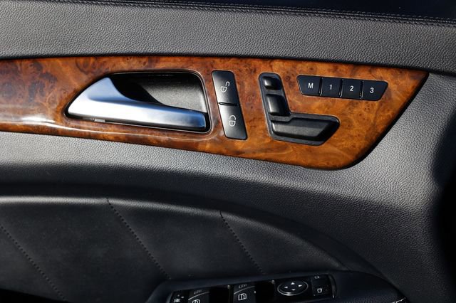 Used 2012 Mercedes-Benz CLS 550 4MATIC w/ Premium I Pkg image 51