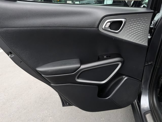Used 2022 Kia Soul LX w/ Paint Protection Package FWD image 14