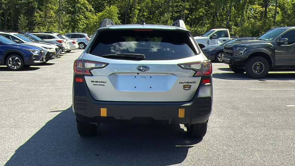 Certified 2025 Subaru Outback Wilderness AWD/4WD image 5