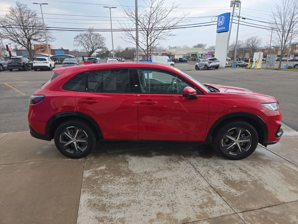 Certified 2024 Honda HR-V EX-L image 2