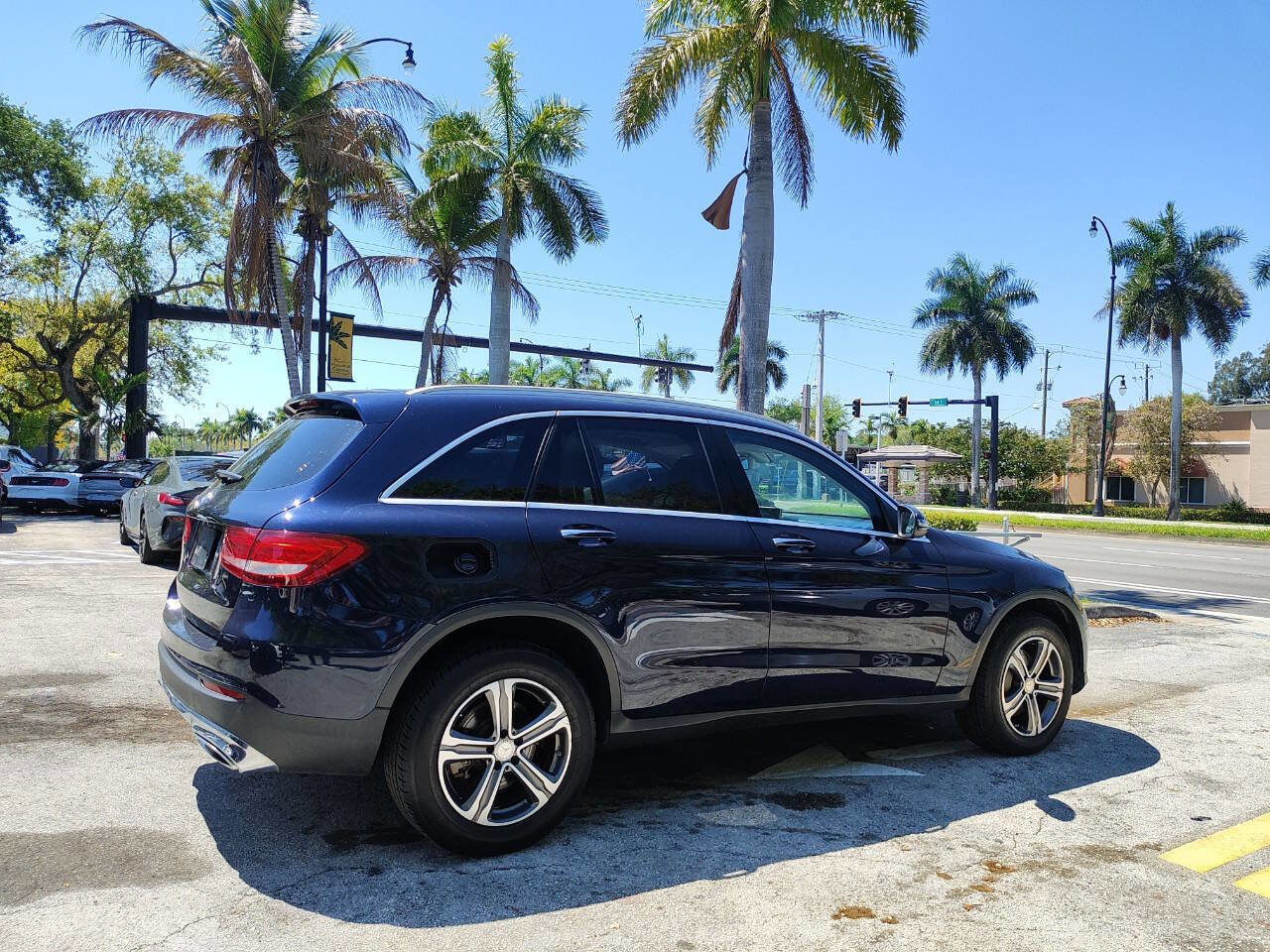 Used 2017 Mercedes-Benz GLC 300 image 9