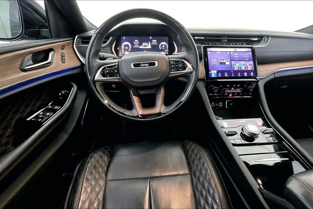 Used 2021 Jeep Grand Cherokee L Summit w/ Luxury Tech Group V image 7