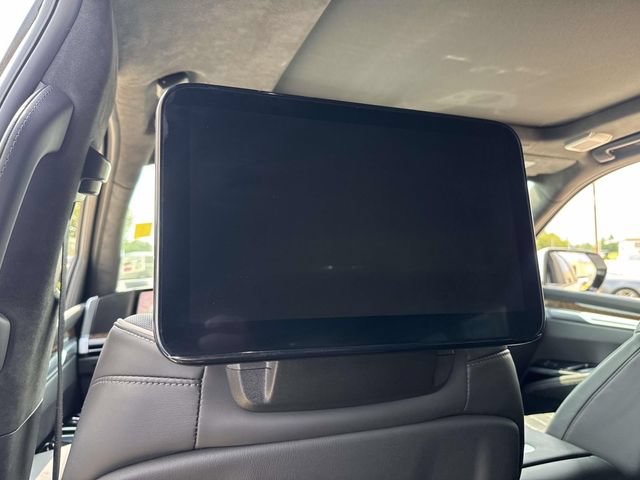 Certified 2025 Cadillac Escalade ESV Sport Platinum AWD/4WD image 17