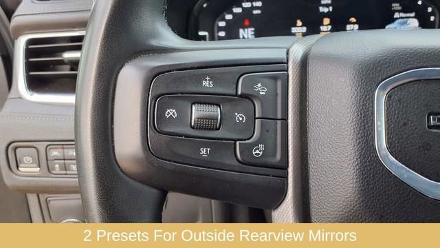 Used 2024 GMC Yukon XL Denali image 27