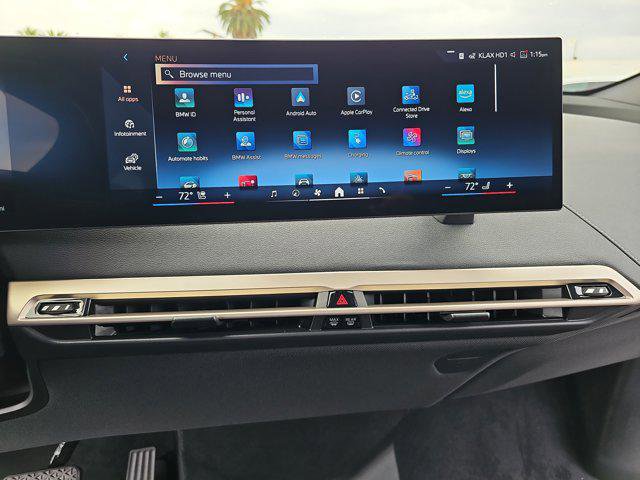New 2026 BMW iX xDrive60 w/ Premium Package image 21