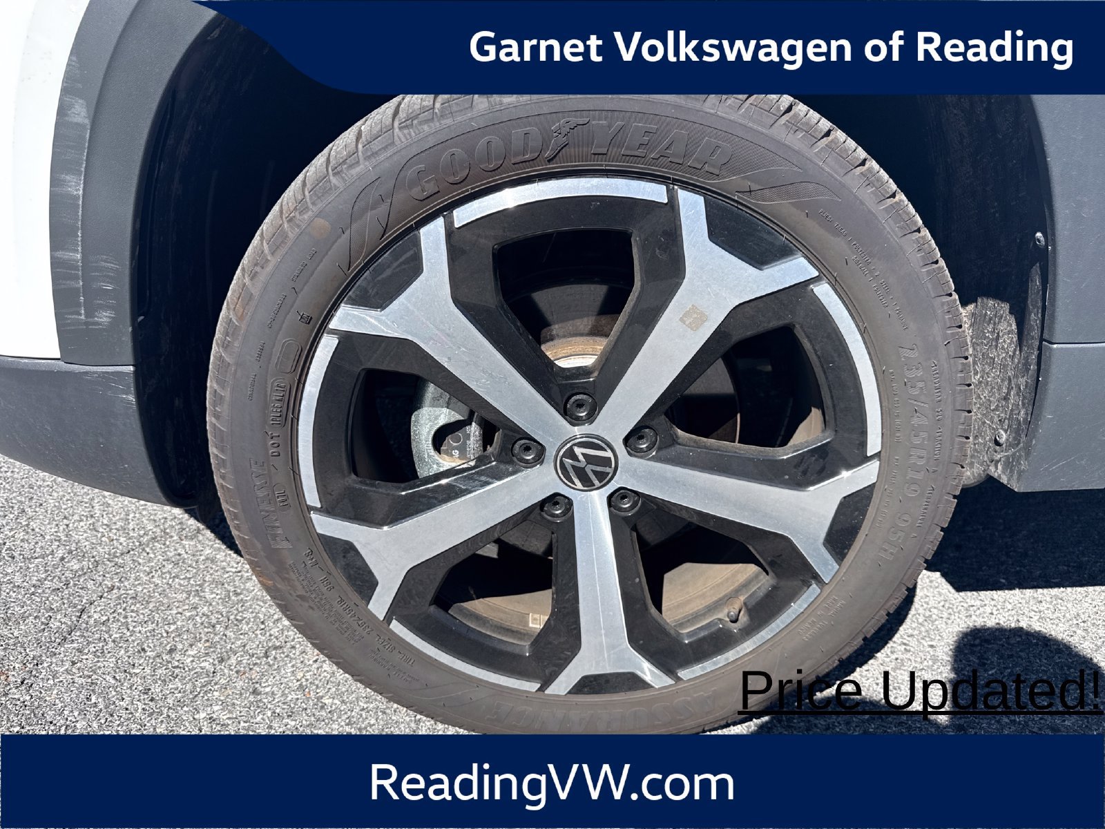 Certified 2025 Volkswagen Taos SEL AWD/4WD image 9