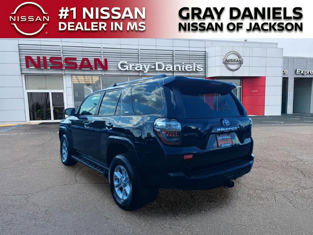 Used 2023 Toyota 4Runner SR5 AWD/4WD image 5