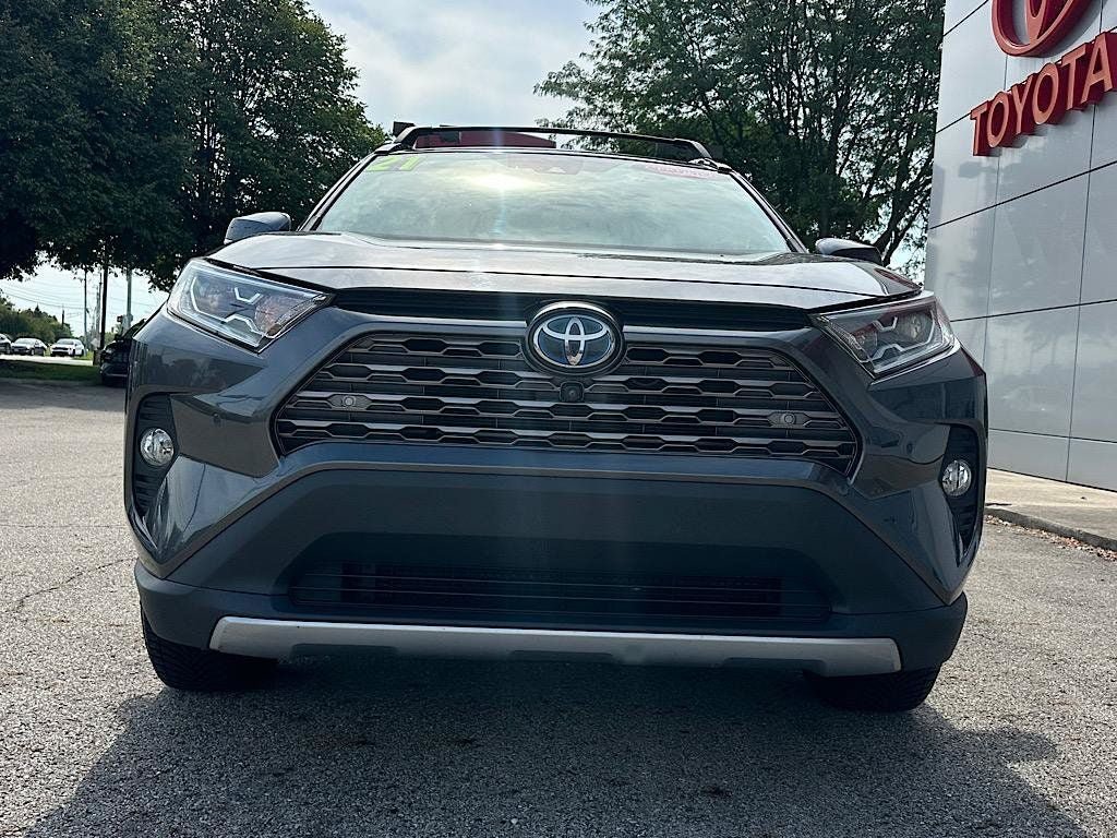 Certified 2021 Toyota RAV4 Limited AWD/4WD image 10
