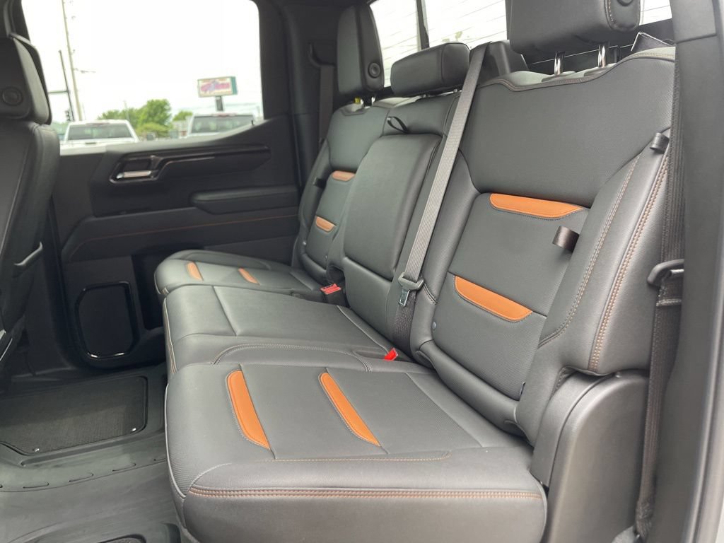 Used 2026 GMC Sierra 1500 AT4 w/ AT4 Premium Package AWD/4WD image 38