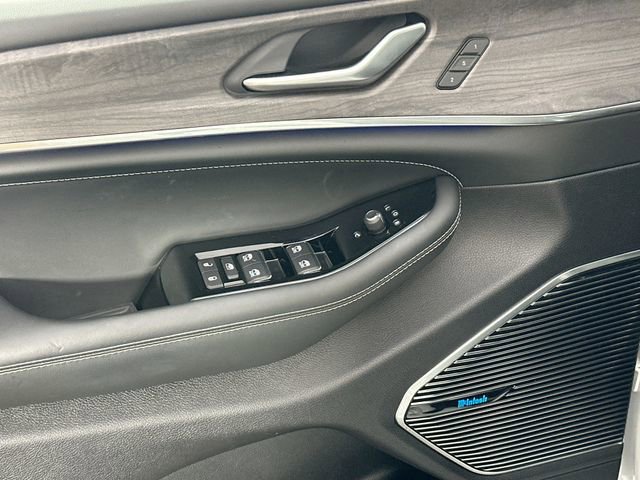 Used 2023 Jeep Grand Cherokee Overland AWD/4WD image 27