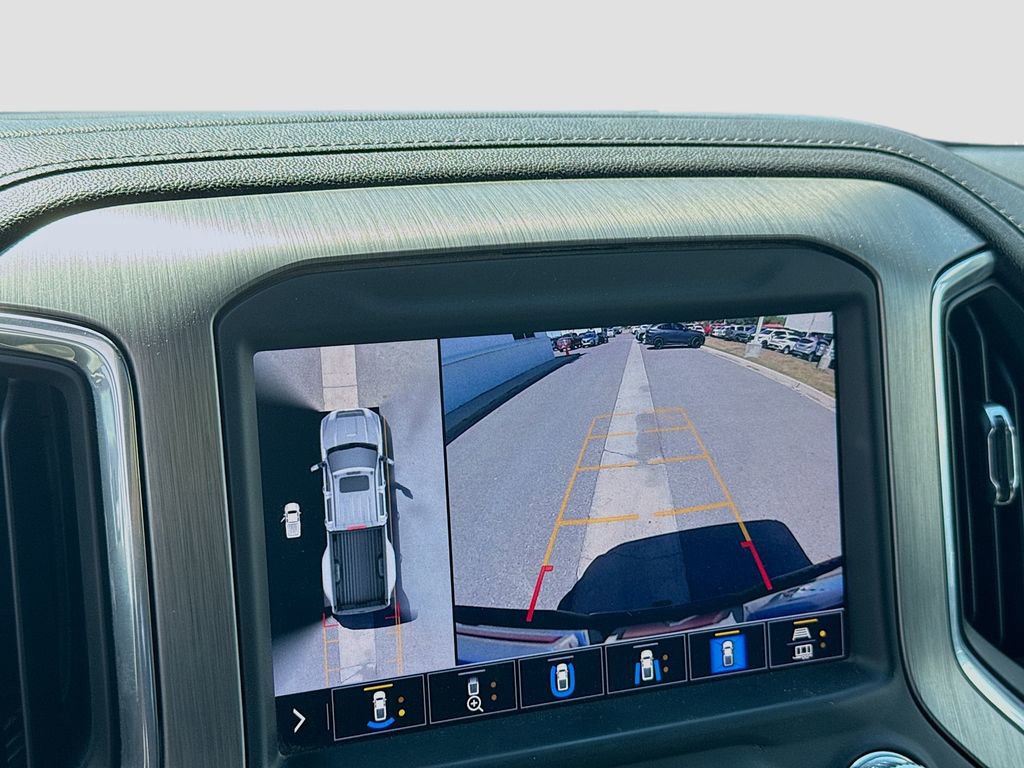 Used 2022 GMC Sierra 3500 Denali w/ Denali Ultimate Package image 18