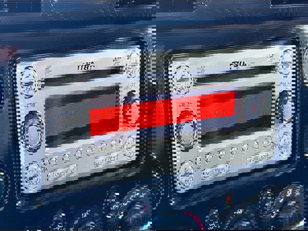 Used 2013 Toyota FJ Cruiser 4WD image 15