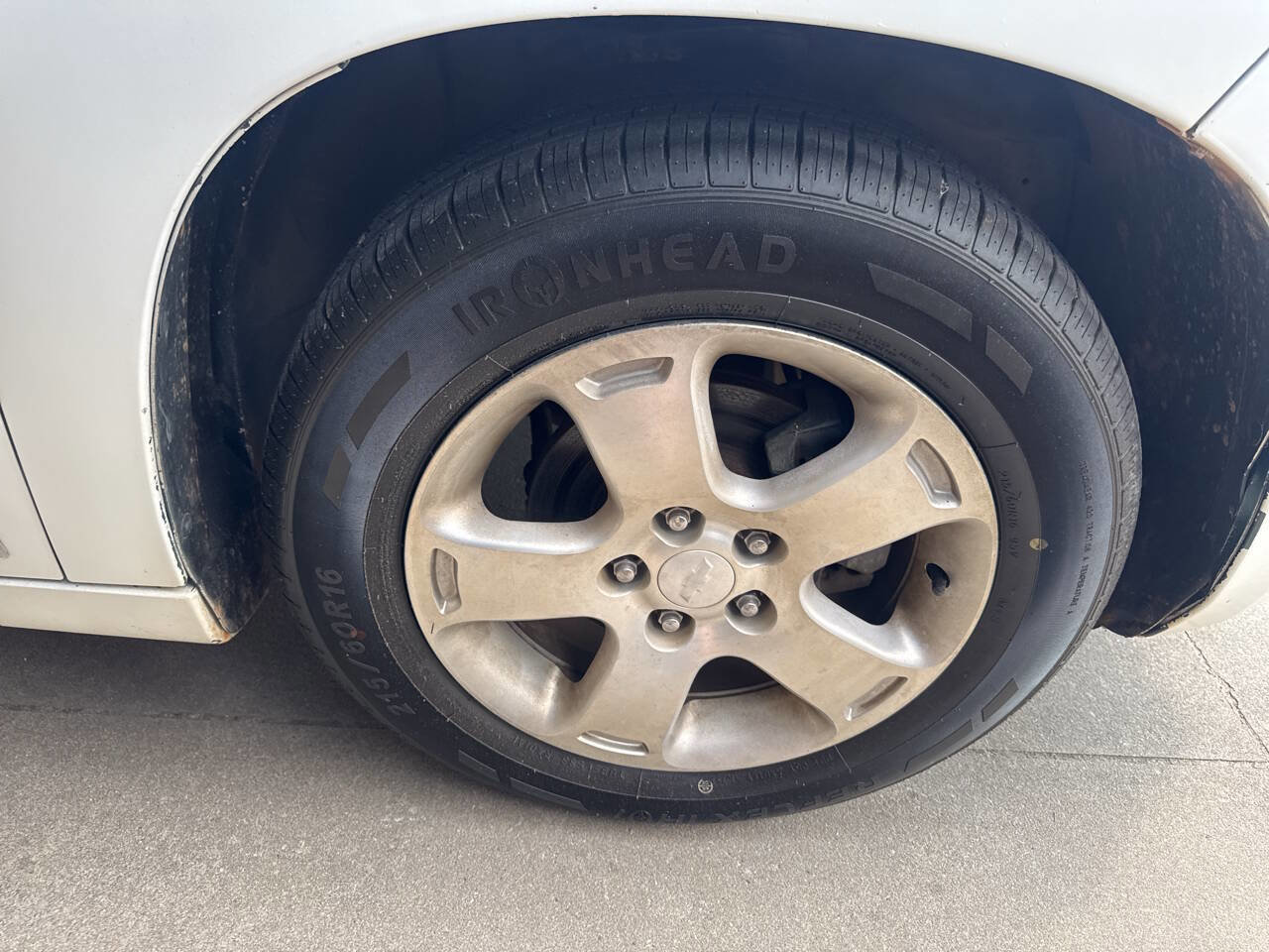 Used 2006 Chevrolet HHR LT FWD image 25