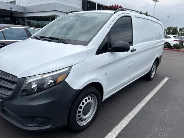 Used 2019 Mercedes-Benz Metris image 2