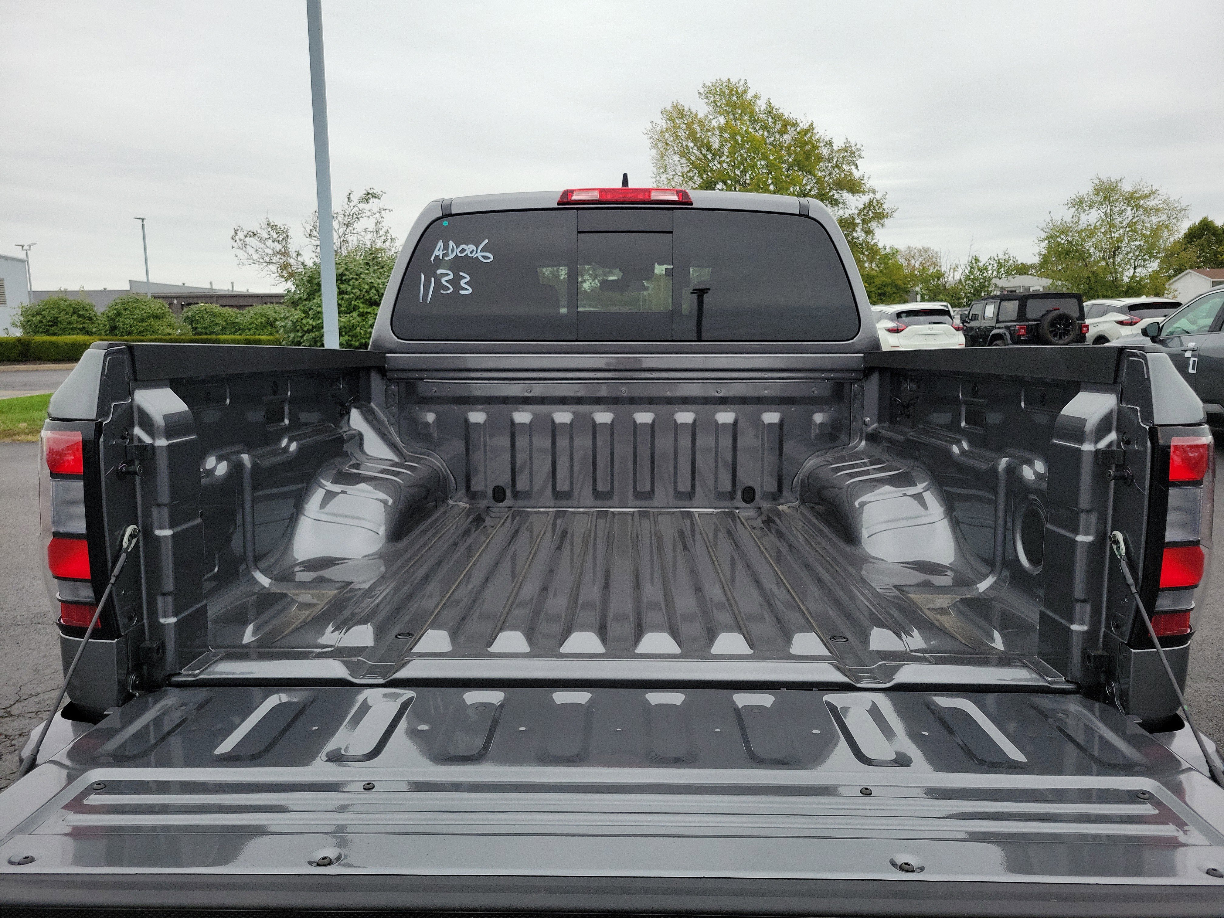 New 2026 Nissan Frontier SV image 8