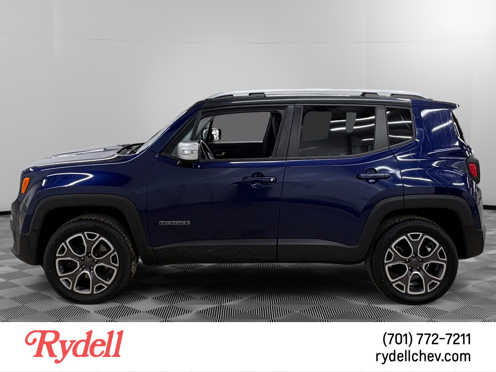 Used 2016 Jeep Renegade Limited AWD/4WD image 2