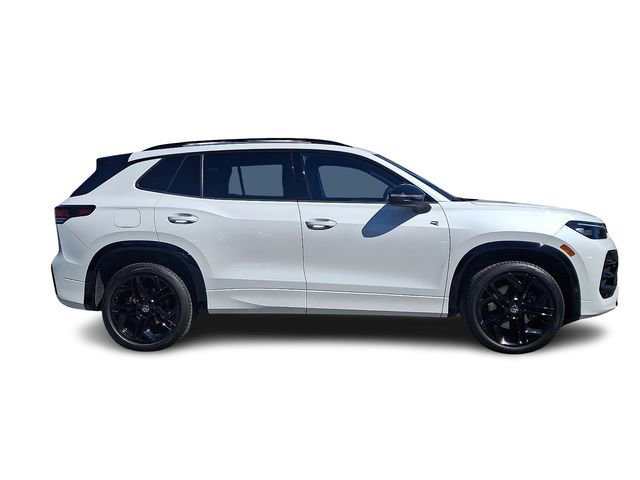 Certified 2025 Volkswagen Tiguan SE R-Line image 7