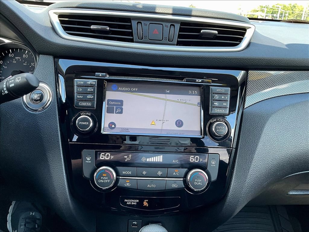 Used 2016 Nissan Rogue SL AWD/4WD image 20