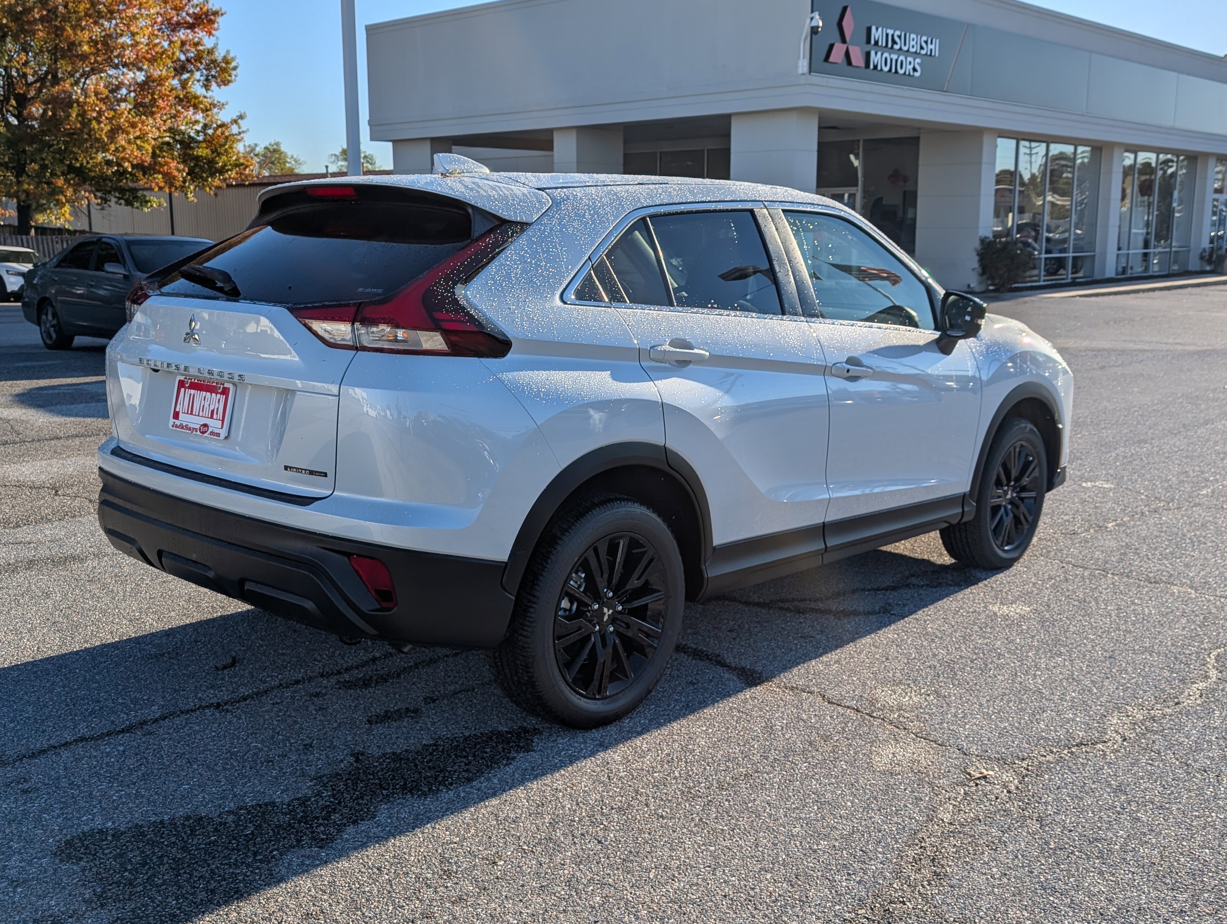 New 2026 Mitsubishi Eclipse Cross LE image 3