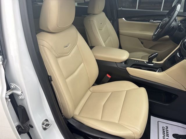 Used 2018 Cadillac XT5 AWD image 38