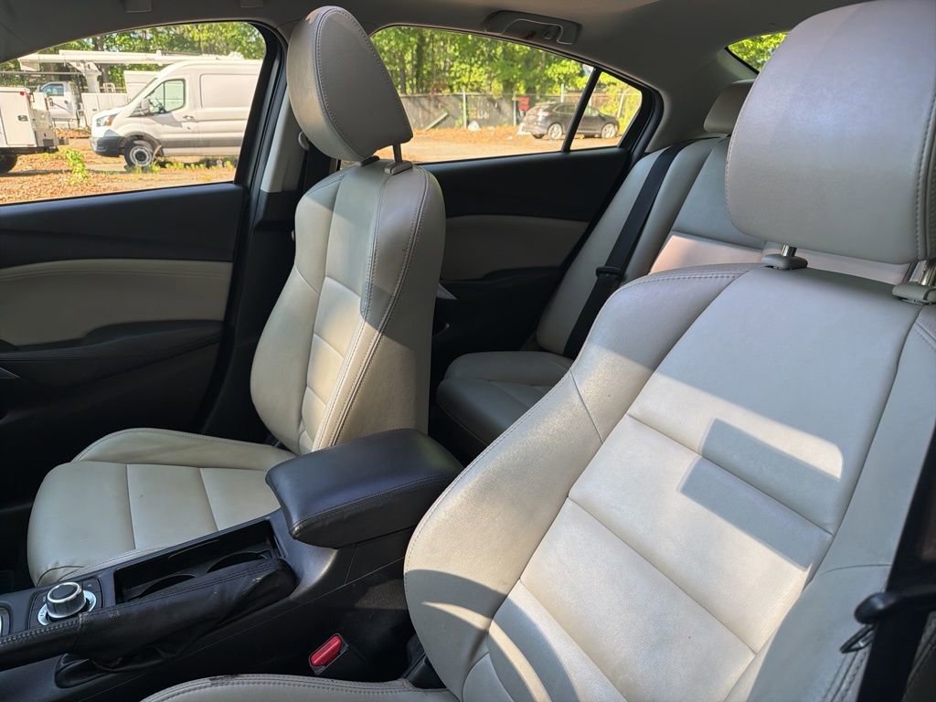 Used 2015 MAZDA MAZDA6 Touring image 16