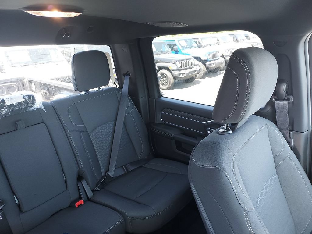 New 2026 RAM 2500 Big Horn AWD/4WD image 14