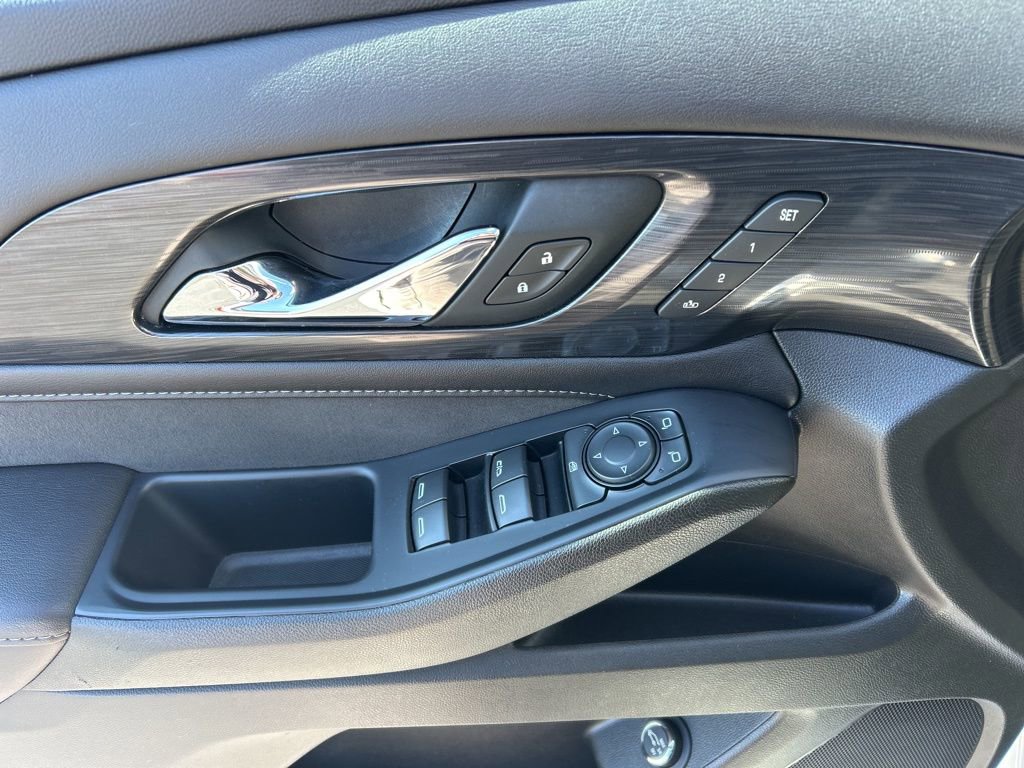 Used 2021 Chevrolet Traverse High Country image 4