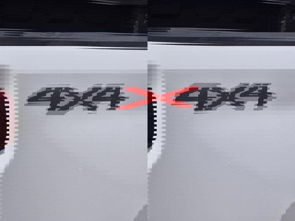 Used 2022 Chevrolet Silverado 2500 LTZ w/ Safety Package image 9