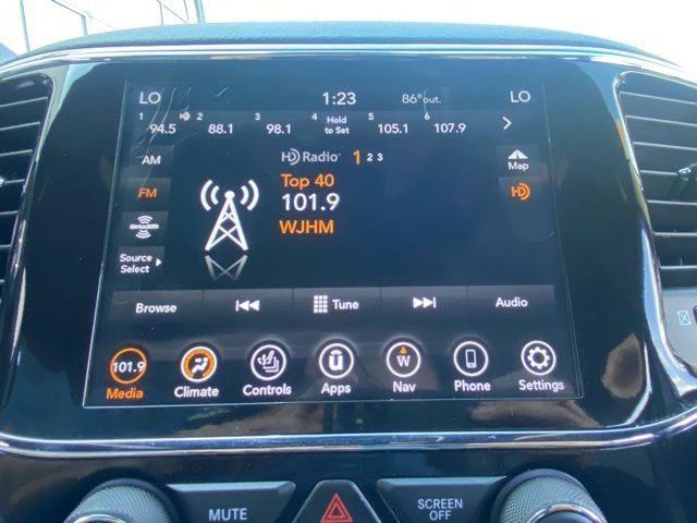 Used 2021 Jeep Grand Cherokee Laredo X image 23