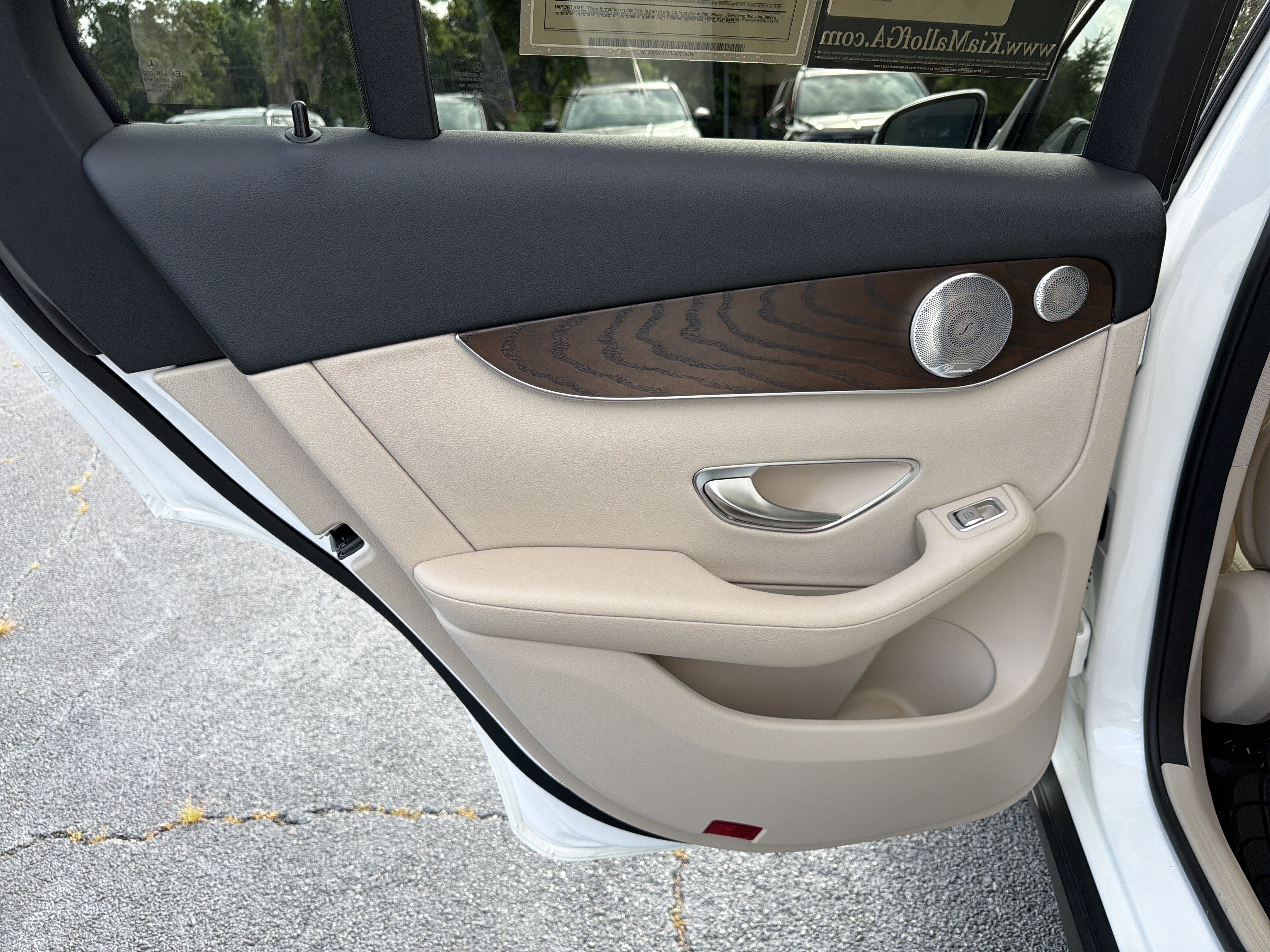 Used 2019 Mercedes-Benz GLC 300 image 20
