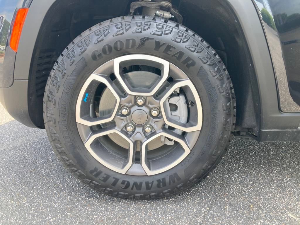 New 2024 Jeep Grand Cherokee Trailhawk w/ Luxury Tech Group III image 28