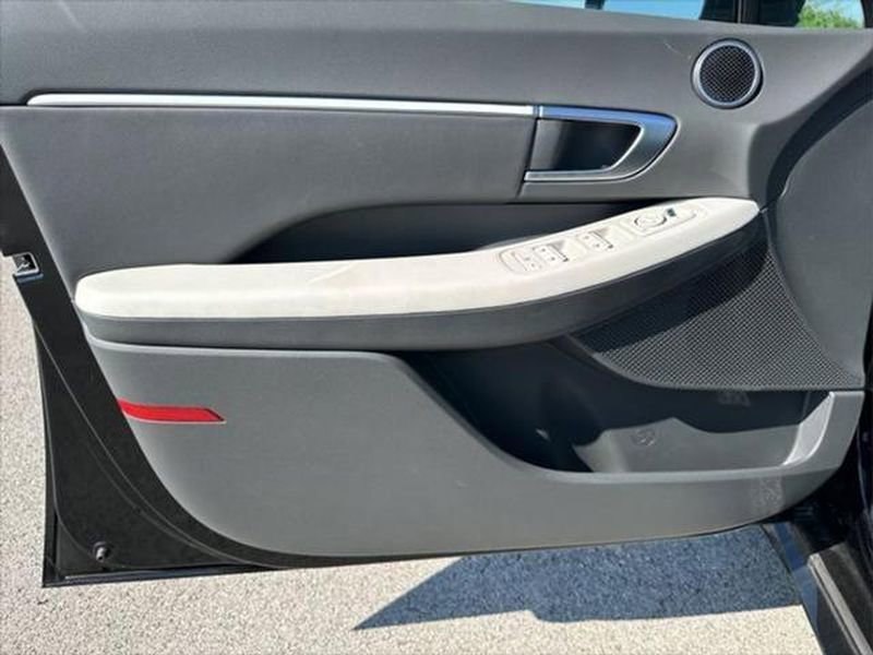 New 2025 Hyundai Sonata SEL image 15