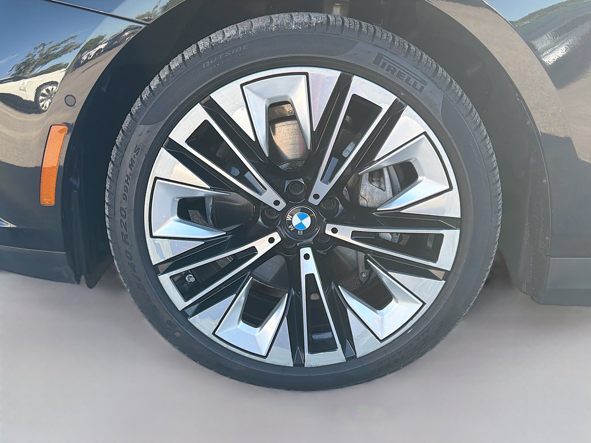 Used 2024 BMW 540i xDrive w/ Executive Package AWD/4WD image 43