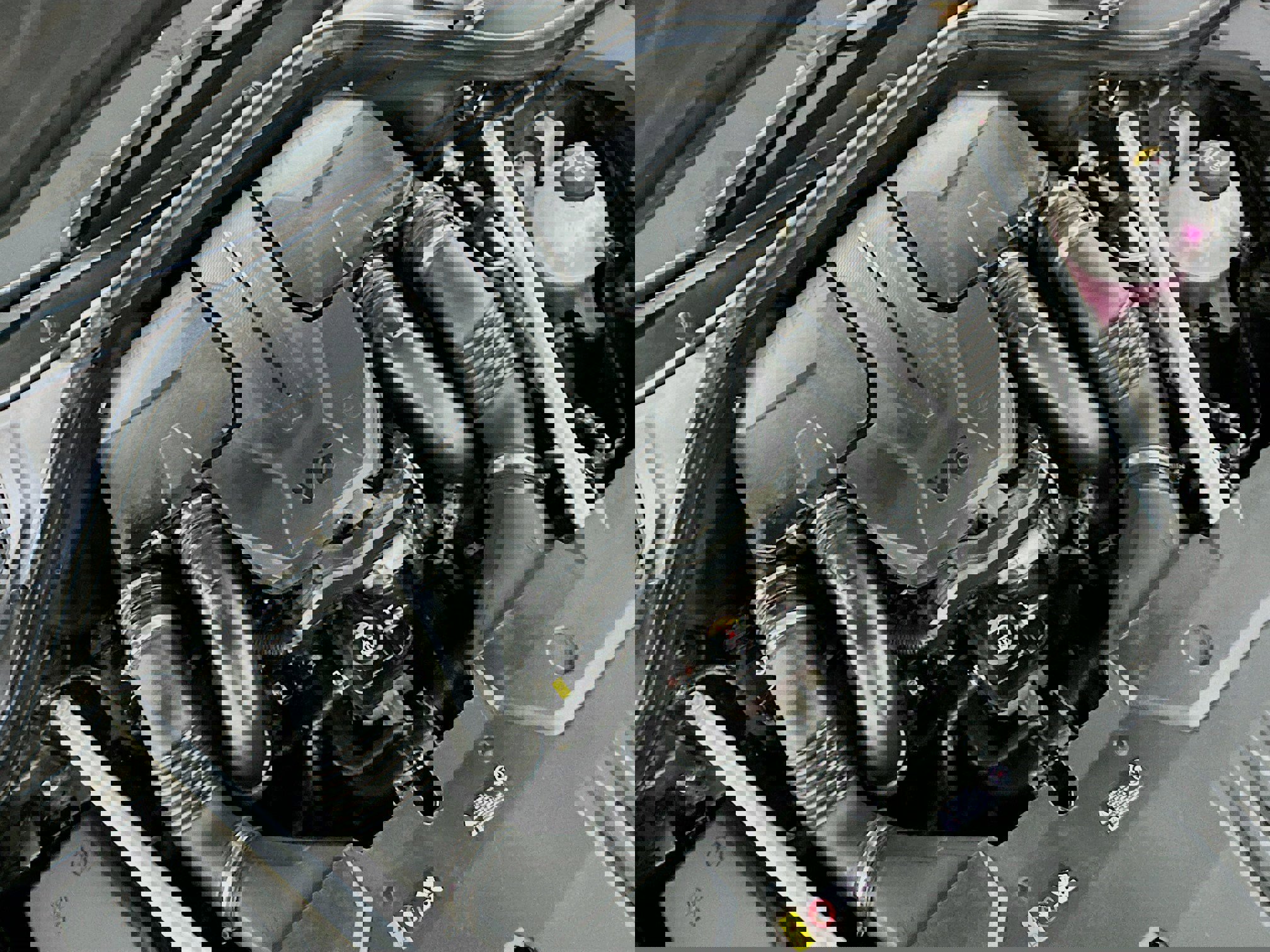 Used 2023 Genesis GV70 3.5T Sport w/ Sport Prestige Package image 33