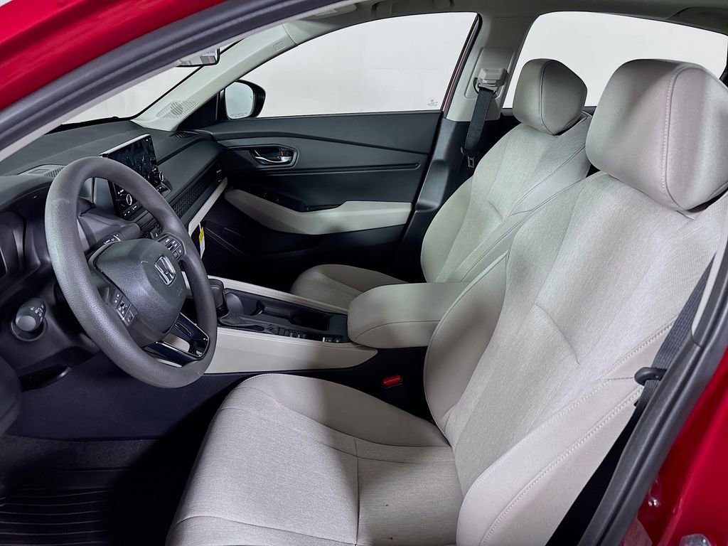 New 2025 Honda Accord SE image 11