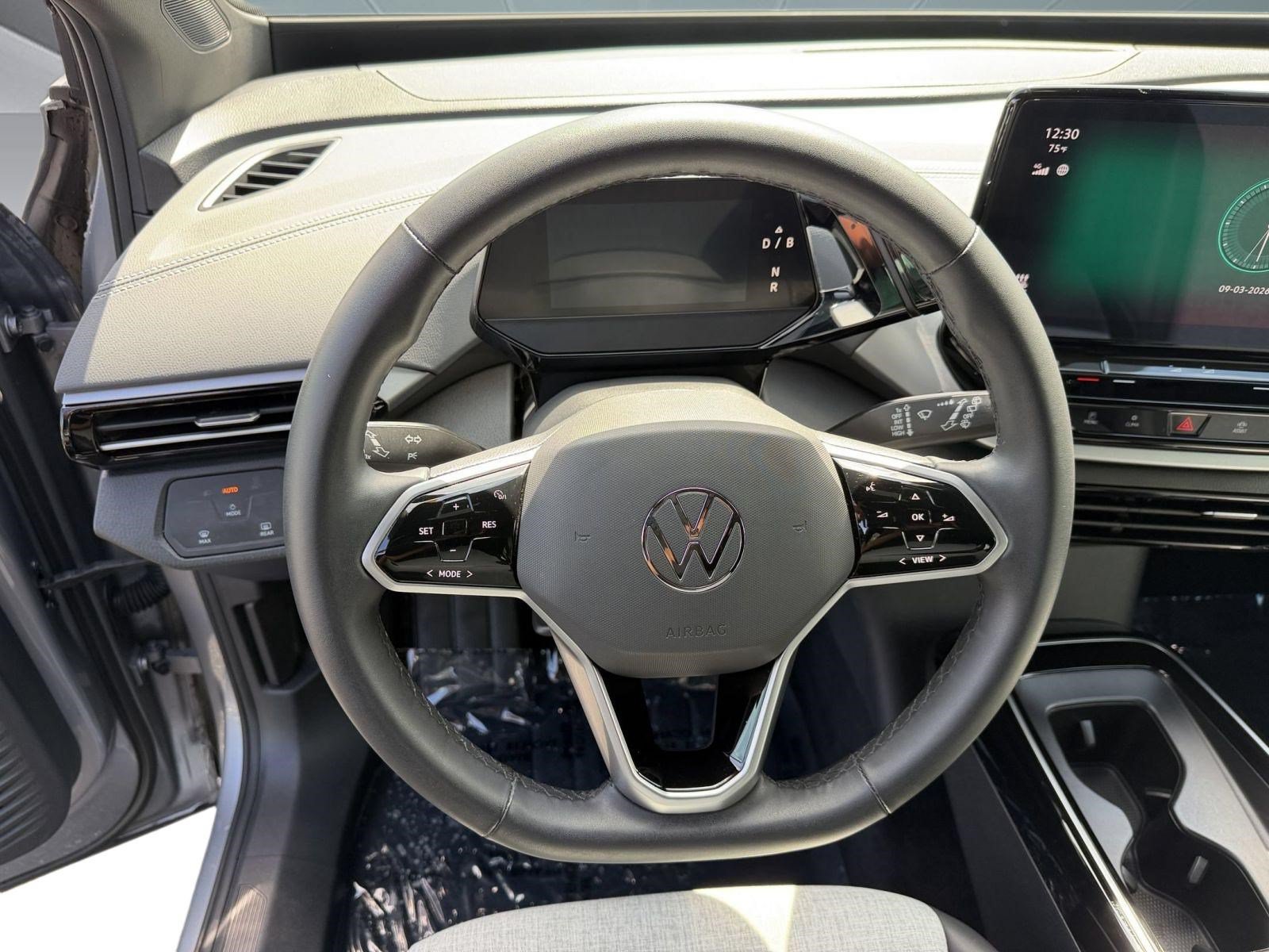 Used 2024 Volkswagen ID.4 2WD image 11