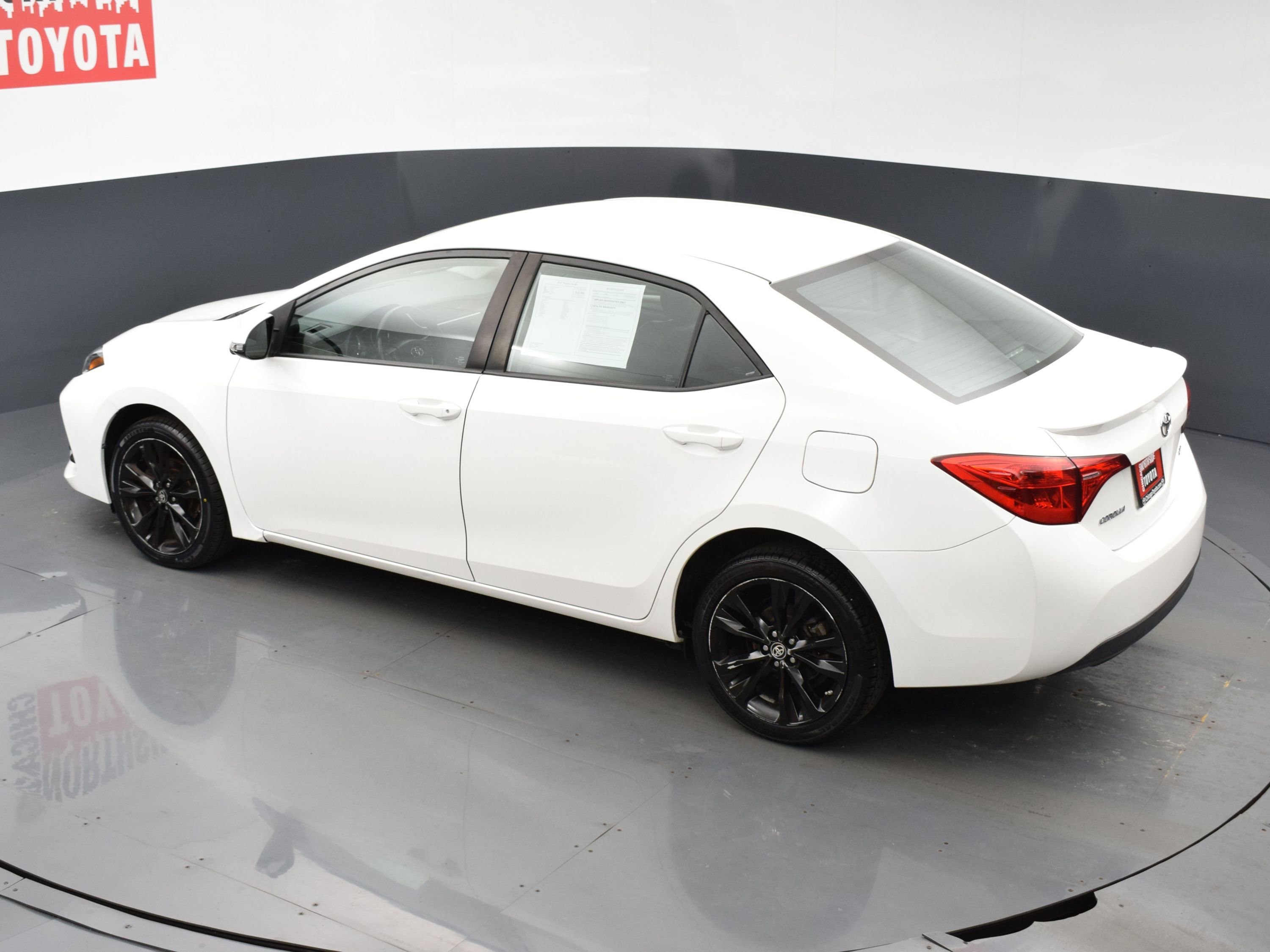 Used 2017 Toyota Corolla SE image 18