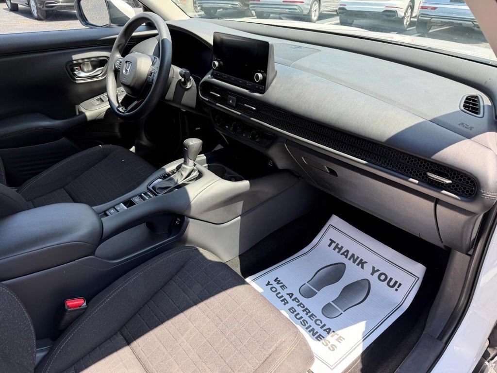 Used 2025 Honda HR-V LX image 25
