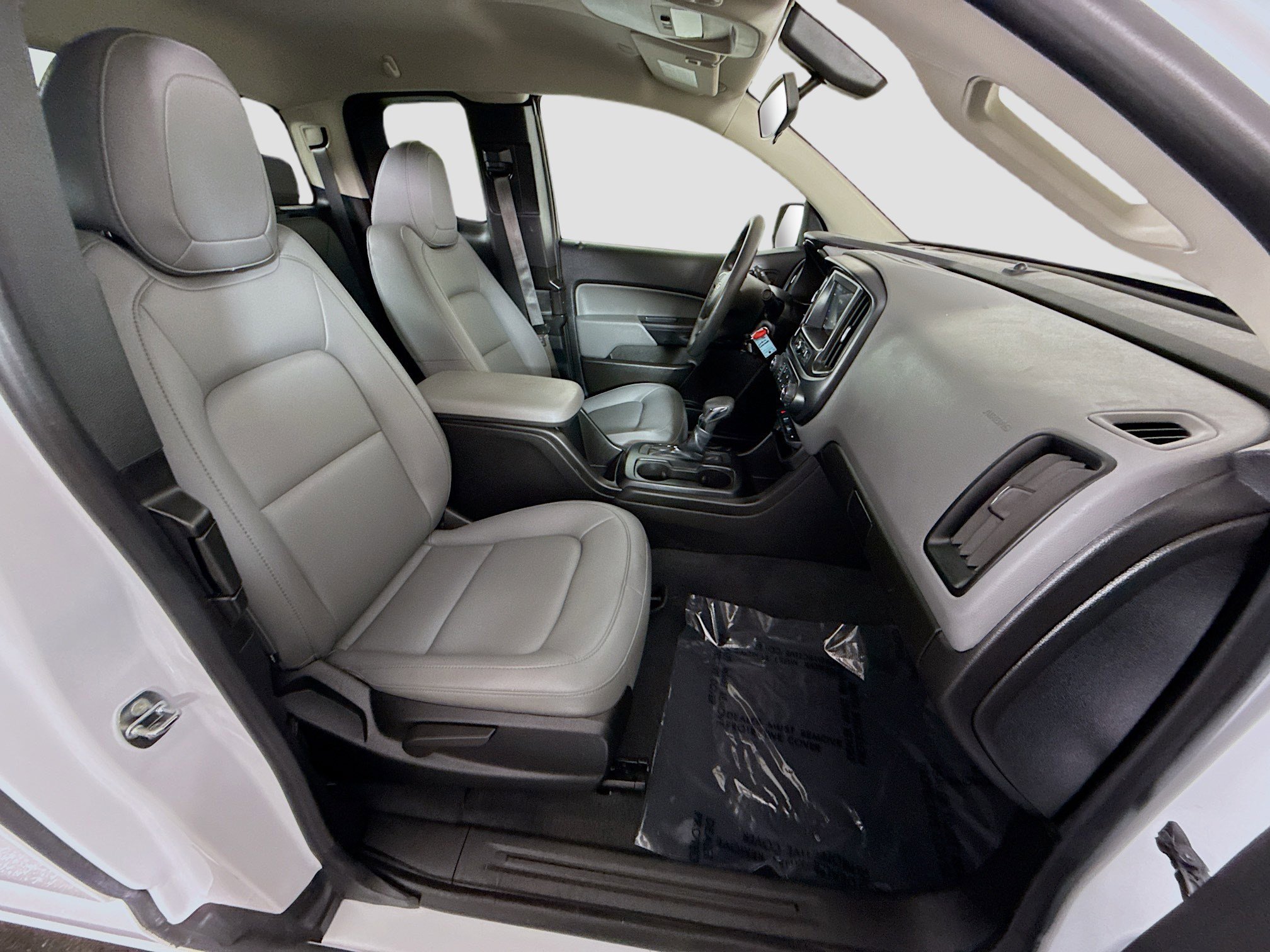 Used 2022 Chevrolet Colorado W/T w/ WT Convenience Package image 27