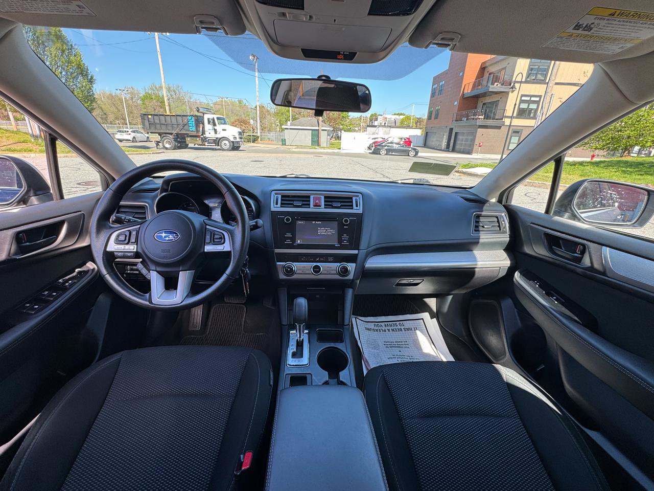 Used 2017 Subaru Outback 2.5i AWD/4WD image 7