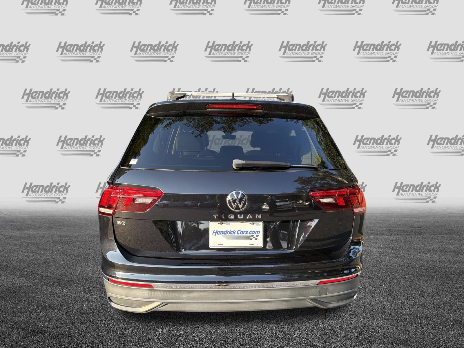 Used 2022 Volkswagen Tiguan SE FWD image 8