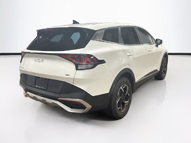Certified 2024 Kia Sportage LX AWD/4WD image 7